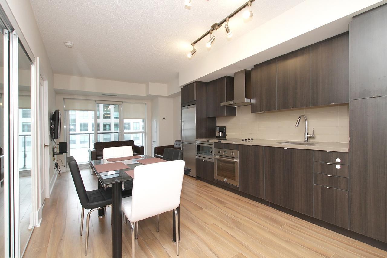 Napa Furnished Suites At Cn Tower & Maple Leaf Square Toronto Zewnętrze zdjęcie
