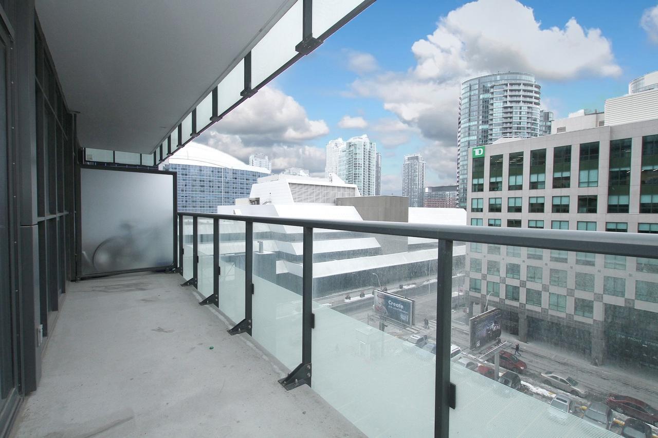 Napa Furnished Suites At Cn Tower & Maple Leaf Square Toronto Zewnętrze zdjęcie