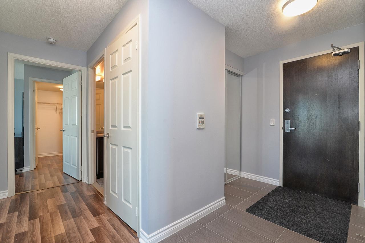 Napa Furnished Suites At Cn Tower & Maple Leaf Square Toronto Zewnętrze zdjęcie
