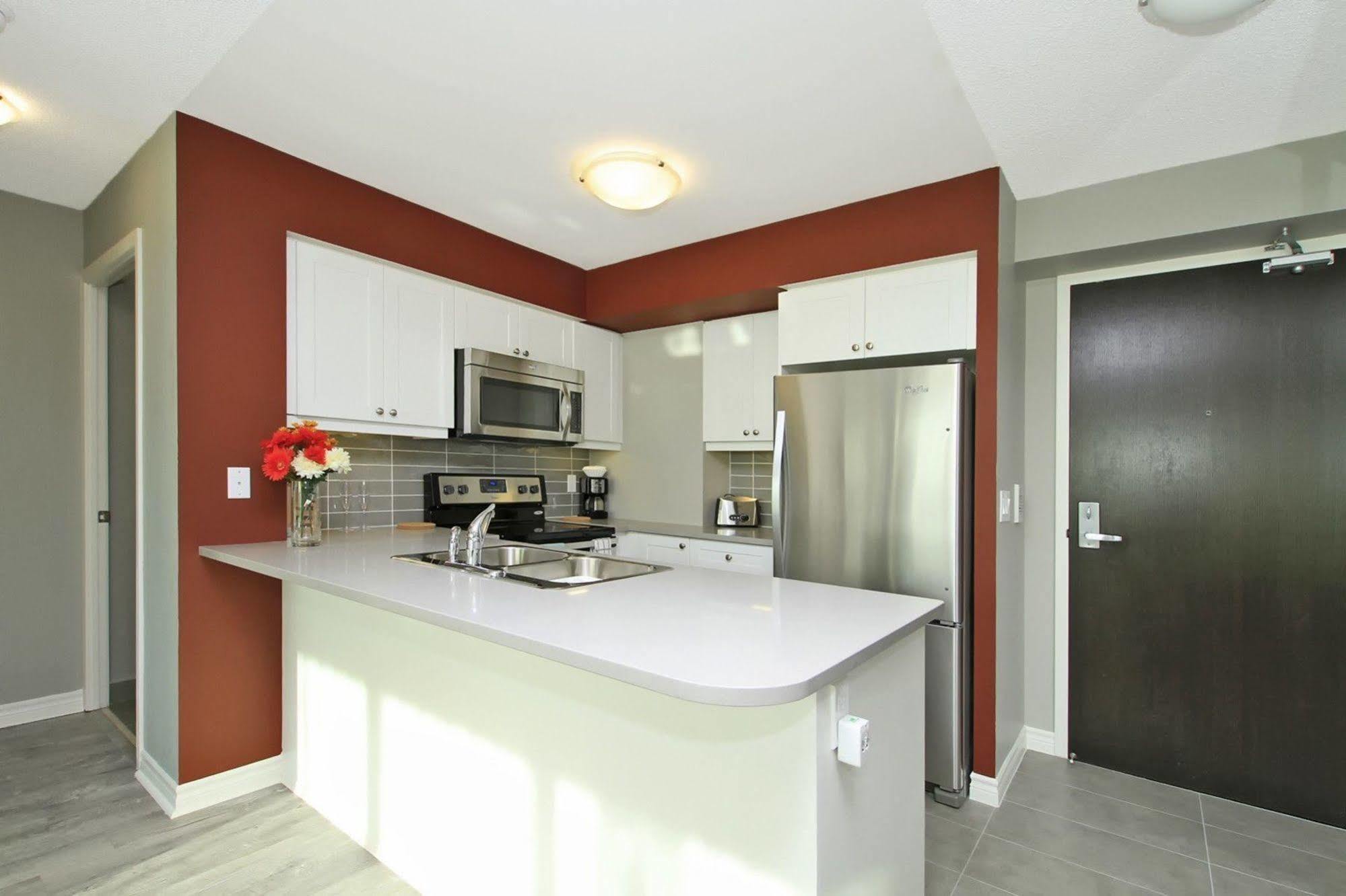 Napa Furnished Suites At Cn Tower & Maple Leaf Square Toronto Zewnętrze zdjęcie