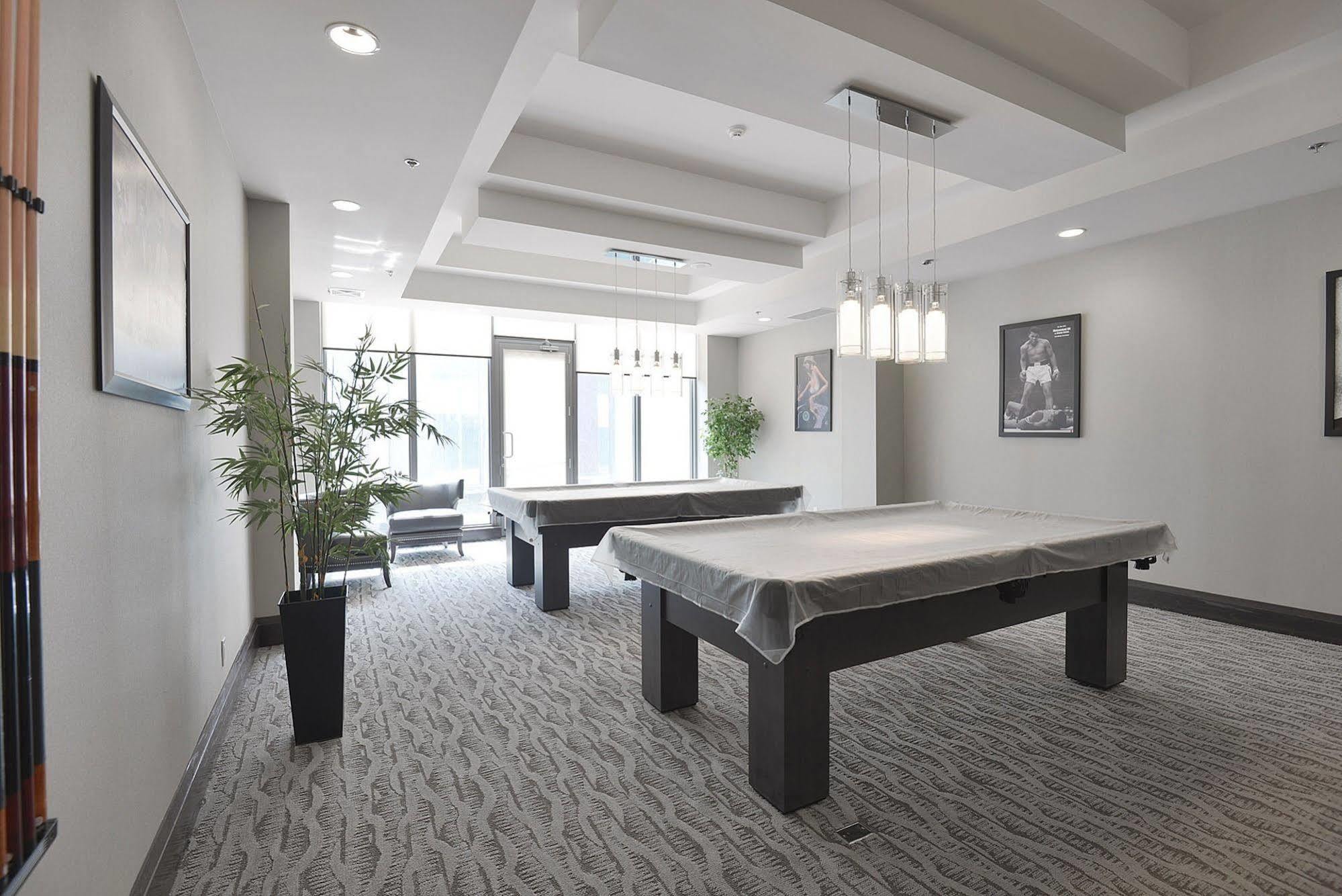 Napa Furnished Suites At Cn Tower & Maple Leaf Square Toronto Zewnętrze zdjęcie