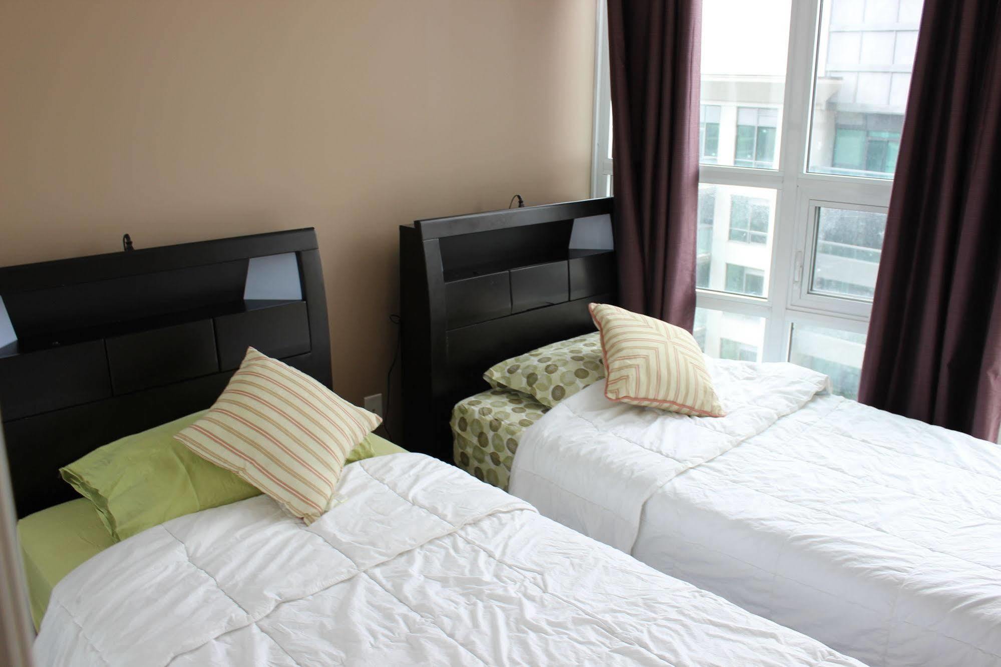 Napa Furnished Suites At Cn Tower & Maple Leaf Square Toronto Zewnętrze zdjęcie