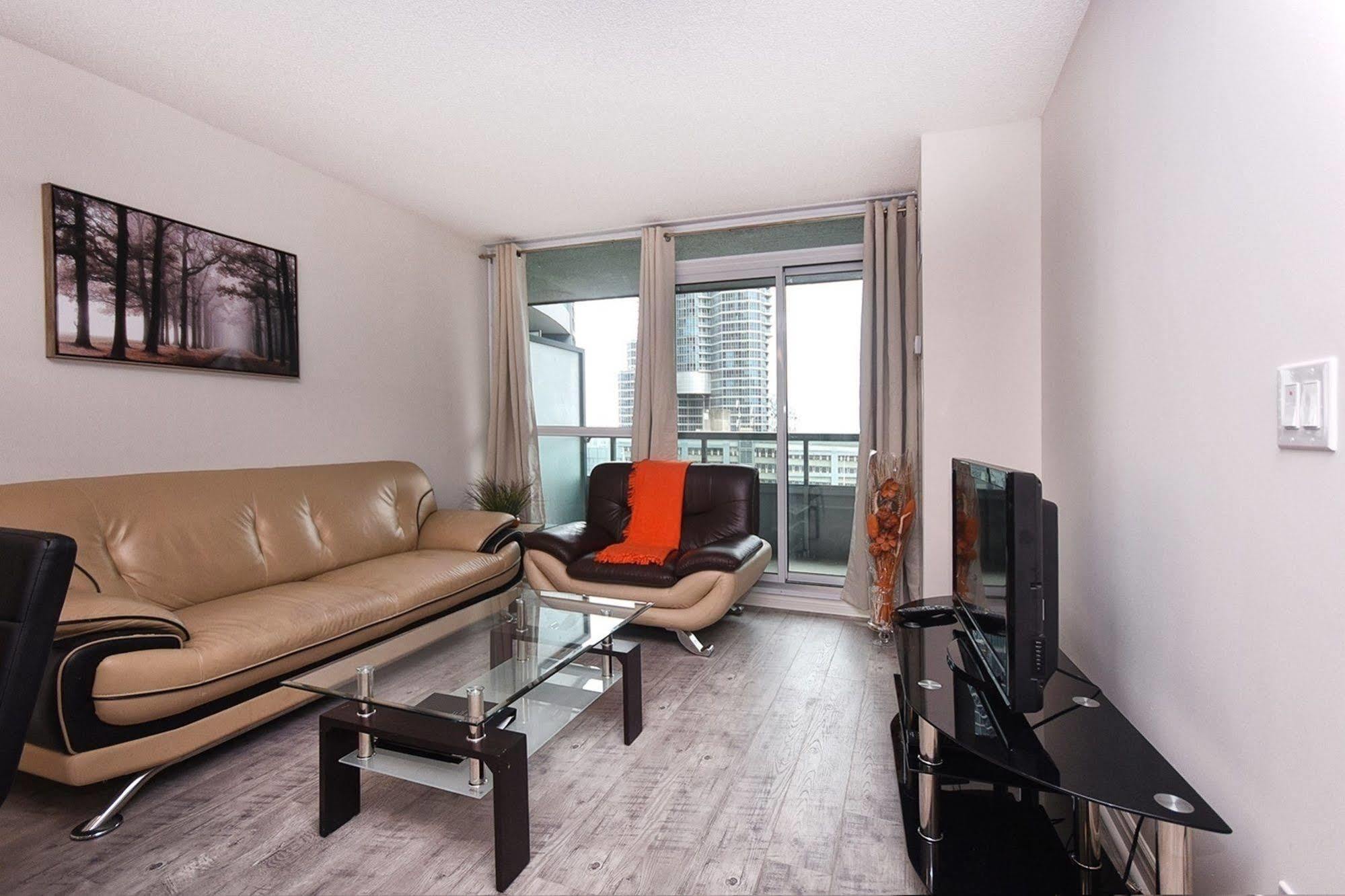 Napa Furnished Suites At Cn Tower & Maple Leaf Square Toronto Zewnętrze zdjęcie